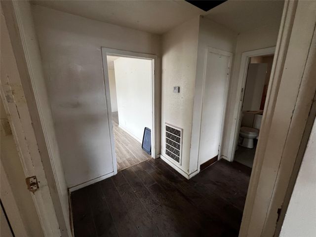 5967 Southtown Street, Houston, TX 77033