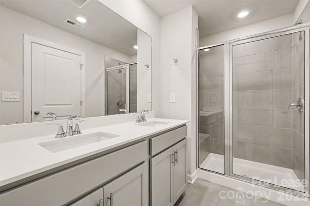 6126 Starview Terrace, Charlotte, NC 28216