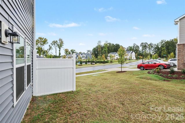 6126 Starview Terrace, Charlotte, NC 28216