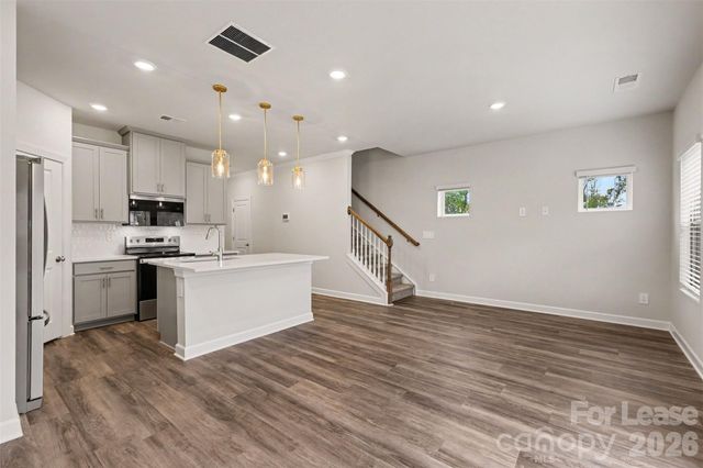 6126 Starview Terrace, Charlotte, NC 28216