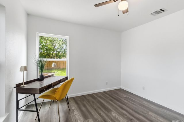 522 CRANE AVE, San Antonio, TX 78214