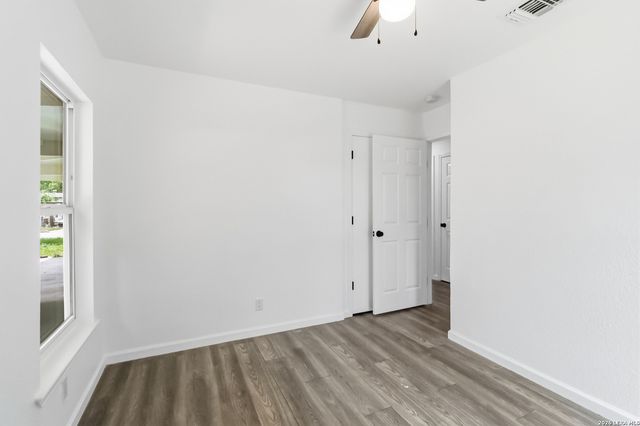 522 CRANE AVE, San Antonio, TX 78214