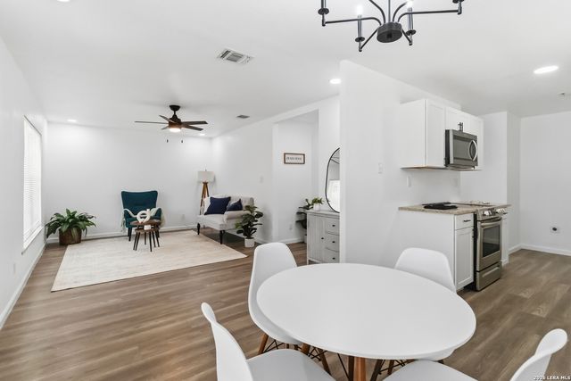 522 CRANE AVE, San Antonio, TX 78214