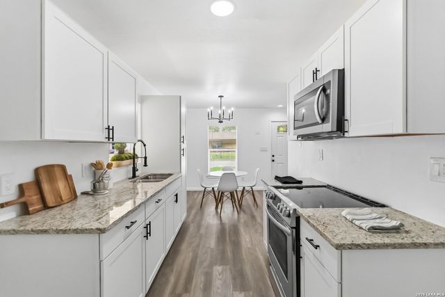 522 CRANE AVE, San Antonio, TX 78214