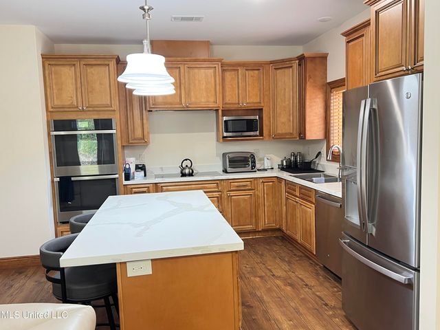 648 Iona Court, Diamondhead, MS 39525