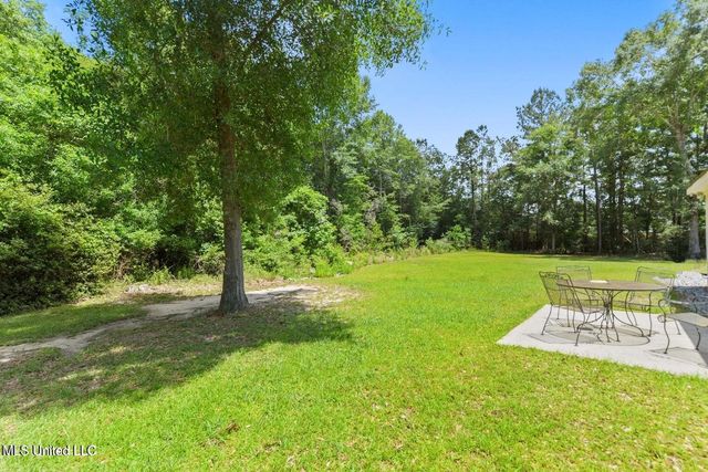 648 Iona Court, Diamondhead, MS 39525