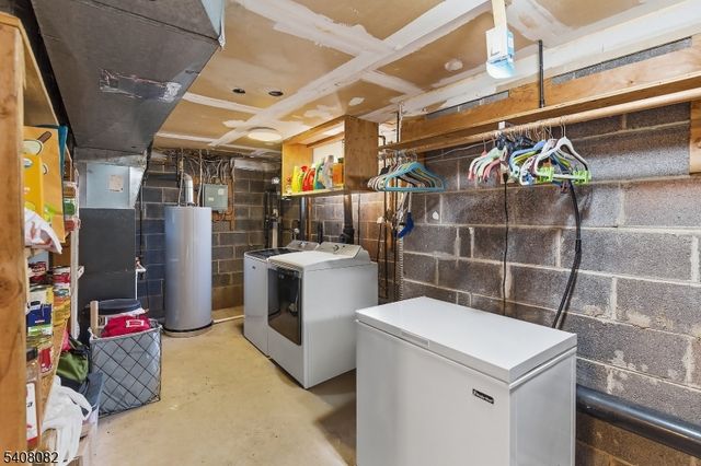 108 Windsor Ct, Hillsborough Twp., NJ 08844