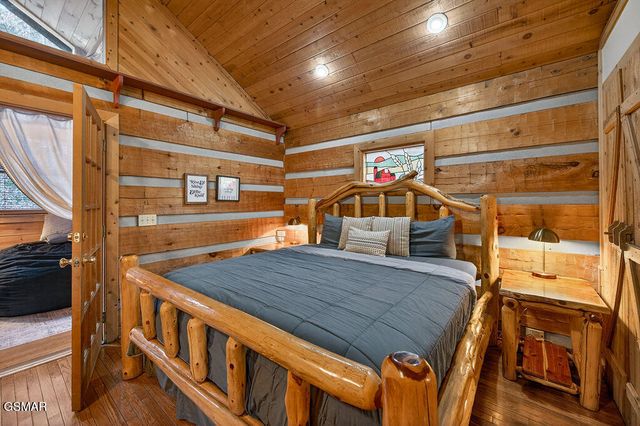 1525 Walt Price Road, Sevierville, TN 37876