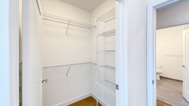 45 Lewis St 607, Boston, MA 02128