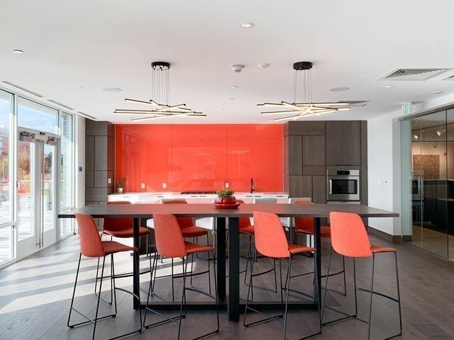 45 Lewis St 607, Boston, MA 02128