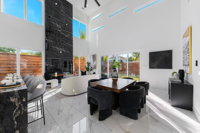 3351 Sylvan Avenue, Dallas, TX 75212