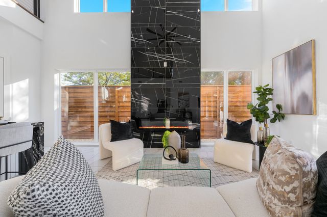 3351 Sylvan Avenue, Dallas, TX 75212