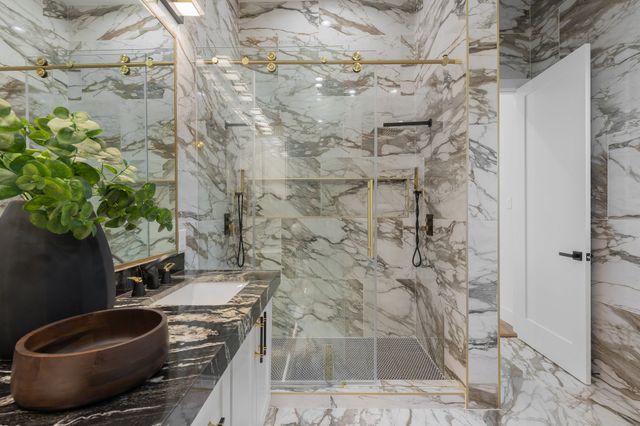 3351 Sylvan Avenue, Dallas, TX 75212