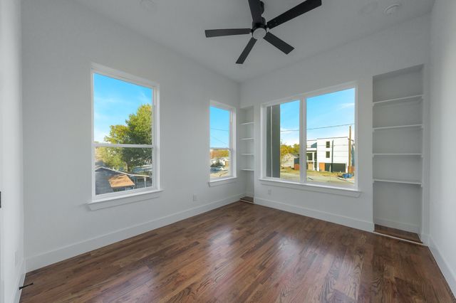 3351 Sylvan Avenue, Dallas, TX 75212