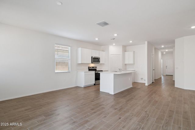 25268 N 184TH Lane, Wittmann, AZ 85361