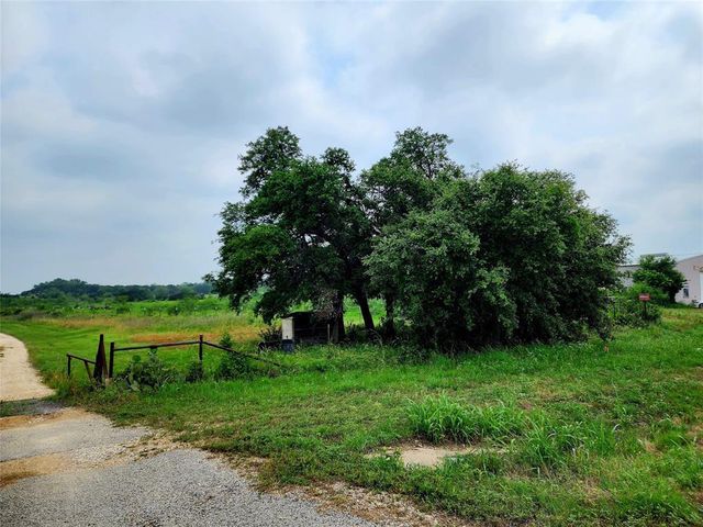 717 E Fm-580, Lampasas, TX 76550