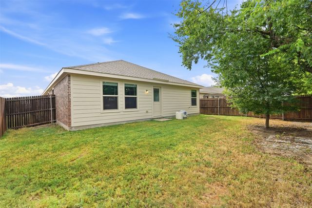 412 Westpark Drive, Anna, TX 75409