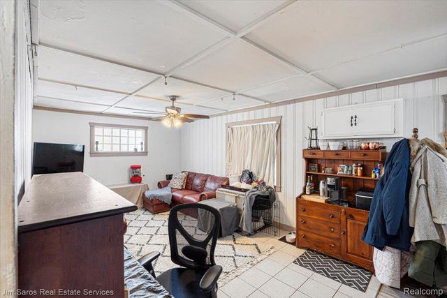 26692 Chippendale Street, Roseville, MI 48066