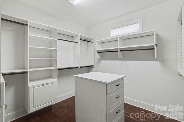 17909 Nodghia Circle, Davidson, NC 28036