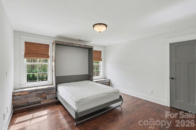 17909 Nodghia Circle, Davidson, NC 28036