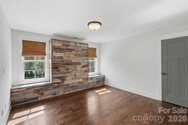 17909 Nodghia Circle, Davidson, NC 28036