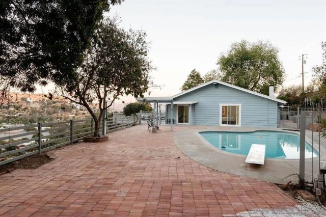 11774 Rocoso Rd, Lakeside, CA 92040