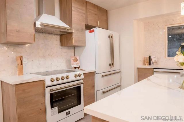 11774 Rocoso Rd, Lakeside, CA 92040