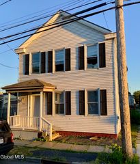 418 14th Street, Watervliet, NY 12189