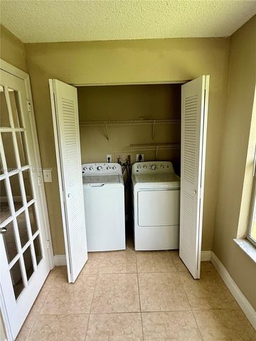 595 Vista Isles Dr 1923, Sunrise, FL 33325