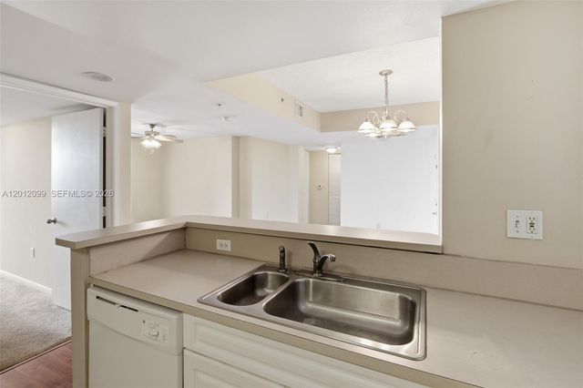 520 SE 5th Ave 1409, Fort Lauderdale, FL 33301