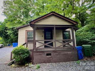 4 Arbutus Road, Asheville, NC 28805
