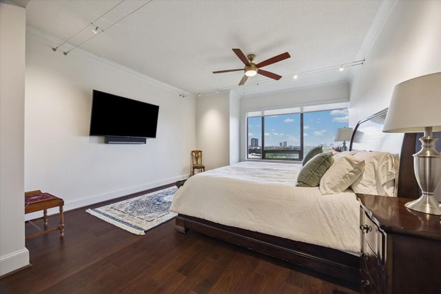 101 Westcott Street 1202, Houston, TX 77007