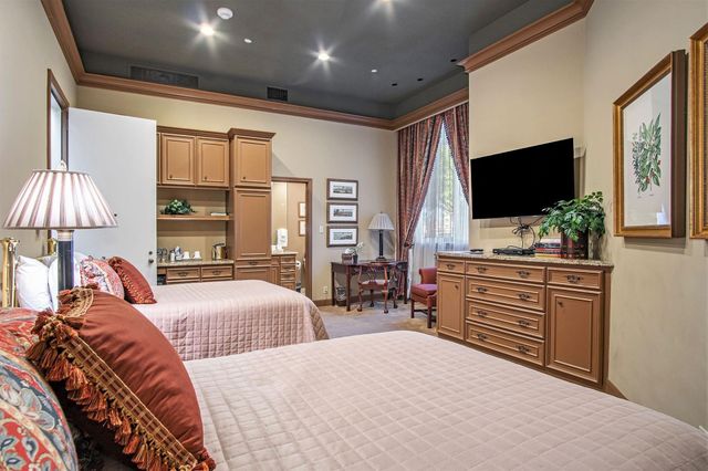101 Westcott Street 1202, Houston, TX 77007