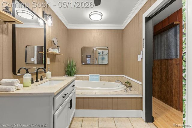 2985 Lafayette Drive, Trenton, MI 48183