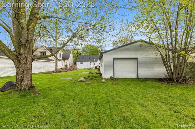 2985 Lafayette Drive, Trenton, MI 48183