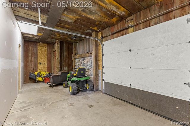 2985 Lafayette Drive, Trenton, MI 48183