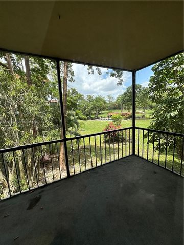 6201 N Falls Cir Drive 212, Lauderhill, FL 33319