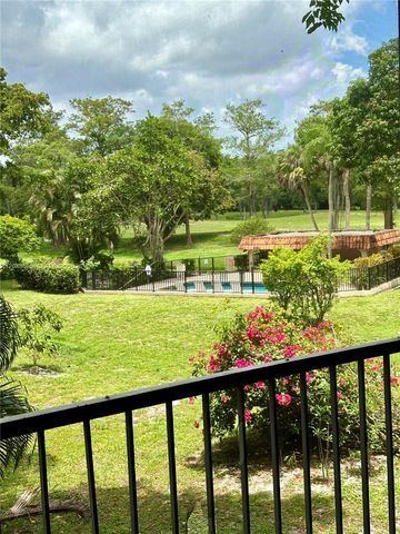 6201 N Falls Cir Drive 212, Lauderhill, FL 33319