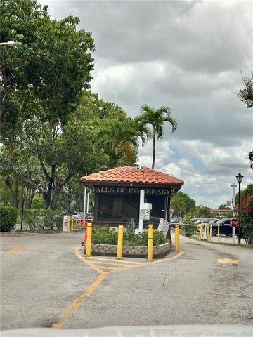 6201 N Falls Cir Drive 212, Lauderhill, FL 33319