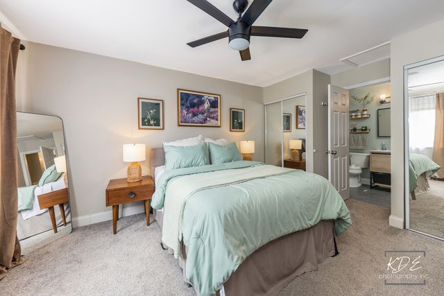 3S407 Chestnut Court, Warrenville, IL 60555
