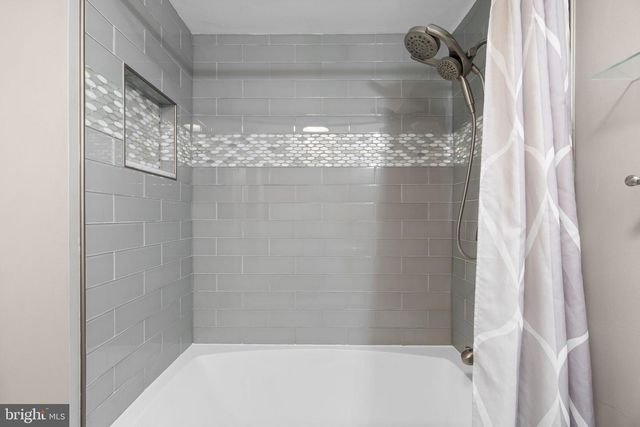205 SYCAMORE RD, Mount Airy, MD 21771