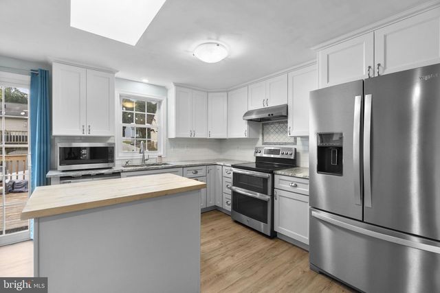 205 SYCAMORE RD, Mount Airy, MD 21771