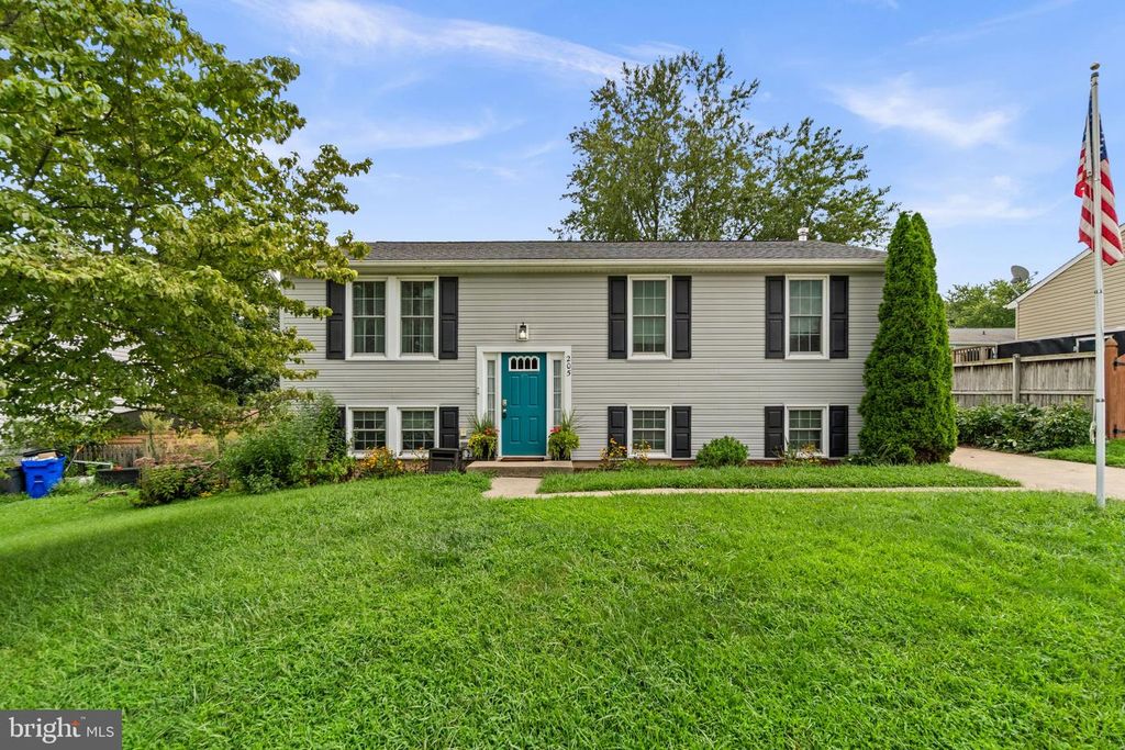 205 SYCAMORE RD, Mount Airy, MD 21771