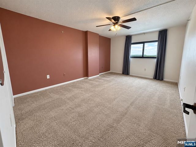 245 Prospect Avenue 16A, Hackensack, NJ 07601