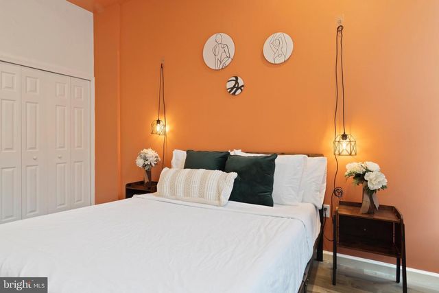 1913 W DIAMOND ST, Philadelphia, PA 19121