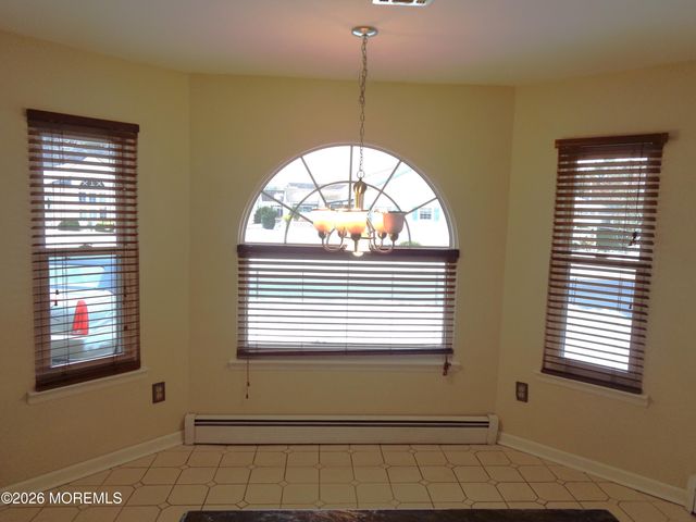 30 Oakengates Drive, Toms River, NJ 08757
