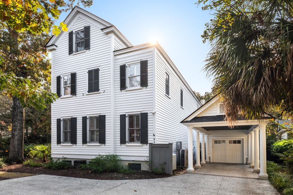 31 Frogmore Road, Mount Pleasant, SC 29464