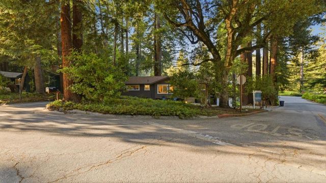 220 Lake Drive, Boulder Creek, CA 95006