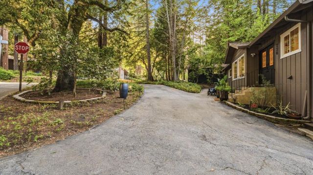 220 Lake Drive, Boulder Creek, CA 95006