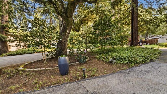 220 Lake Drive, Boulder Creek, CA 95006